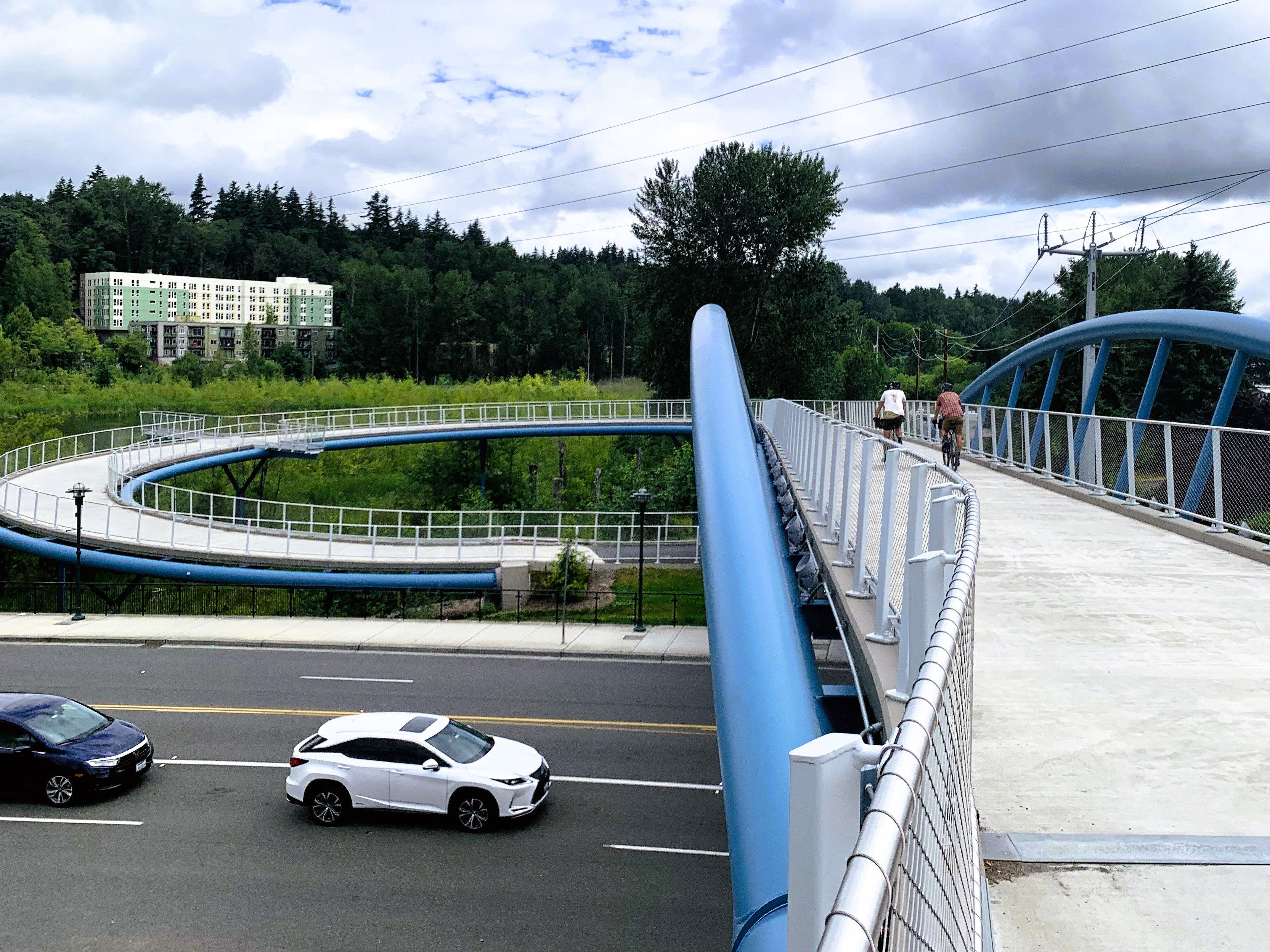 Totem Lake Connector